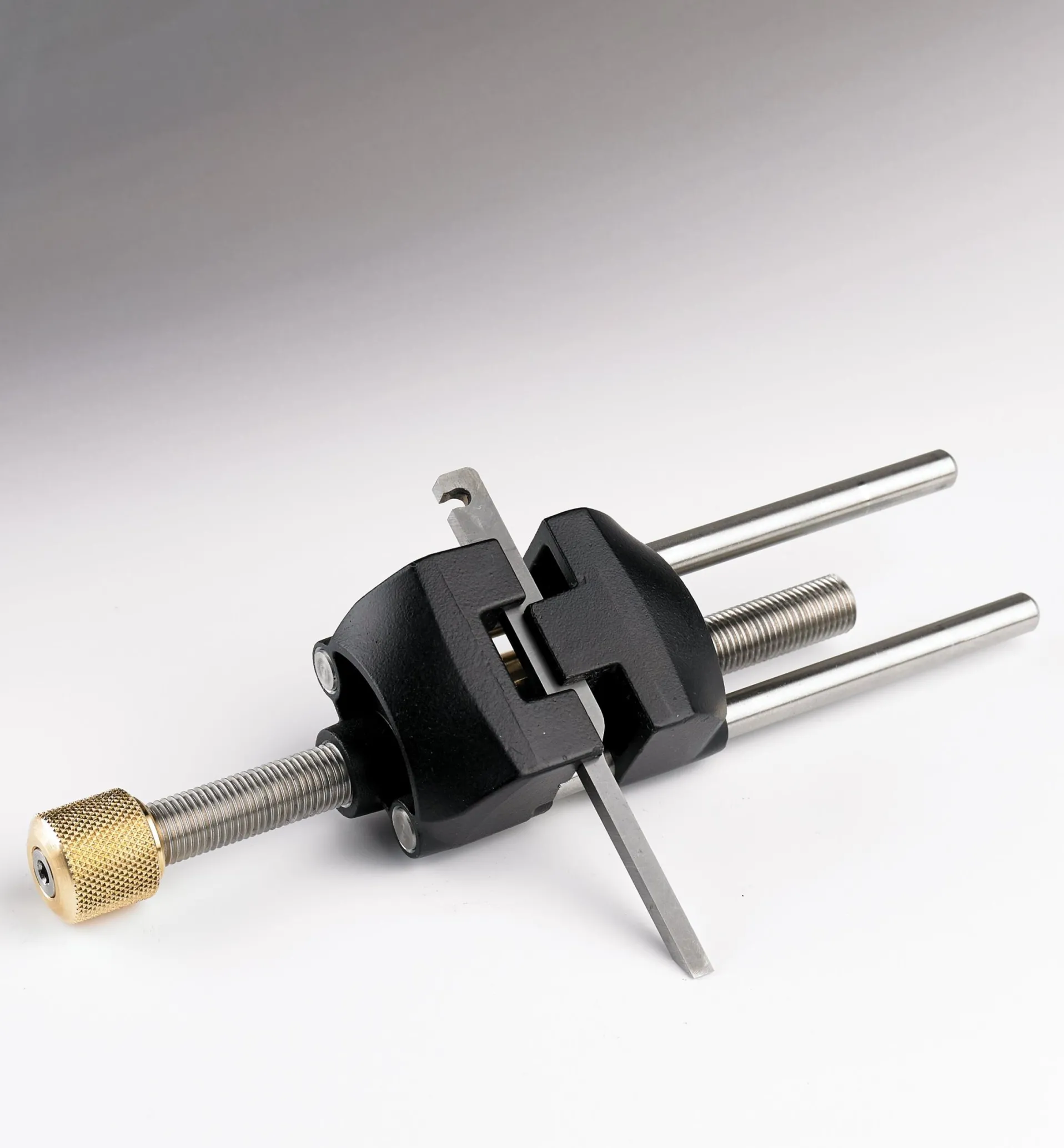 Lee Valley Veritas Side-Clamping Honing Guide