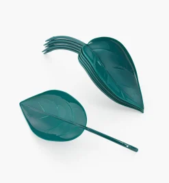 Lee Valley Watering Leaves