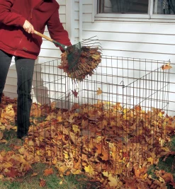 Lee Valley Wire Compost Bin