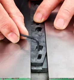 Lee Valley Zeroplay Miter-Slot Slider Bars